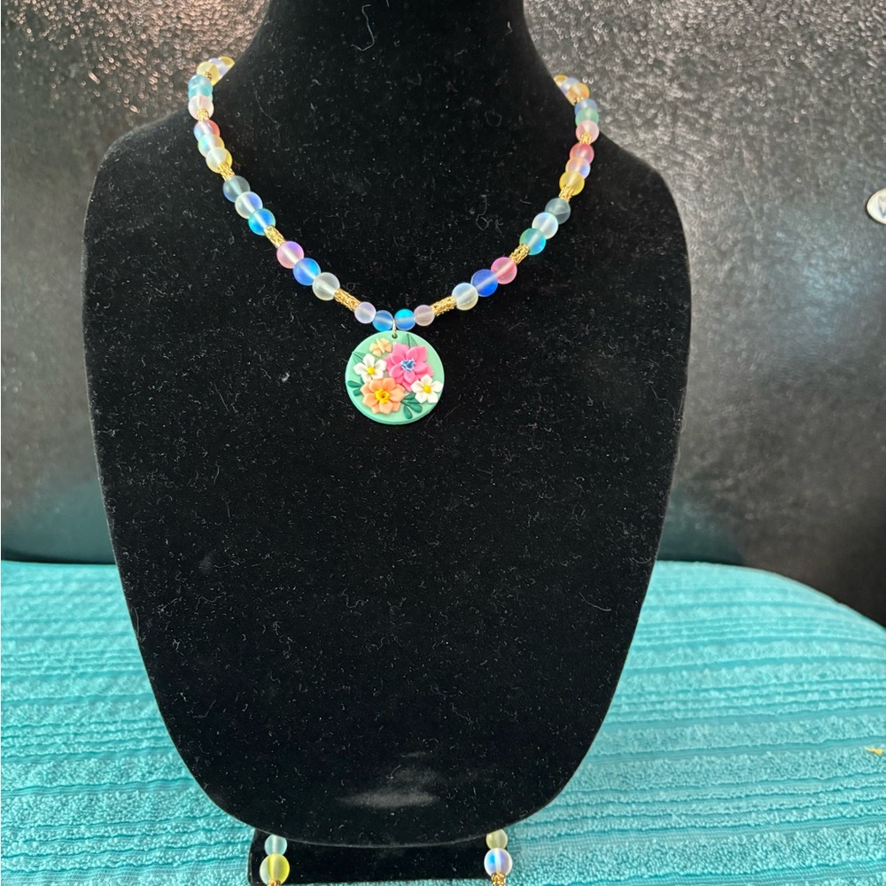 Floral Pendant Beaded Necklace
